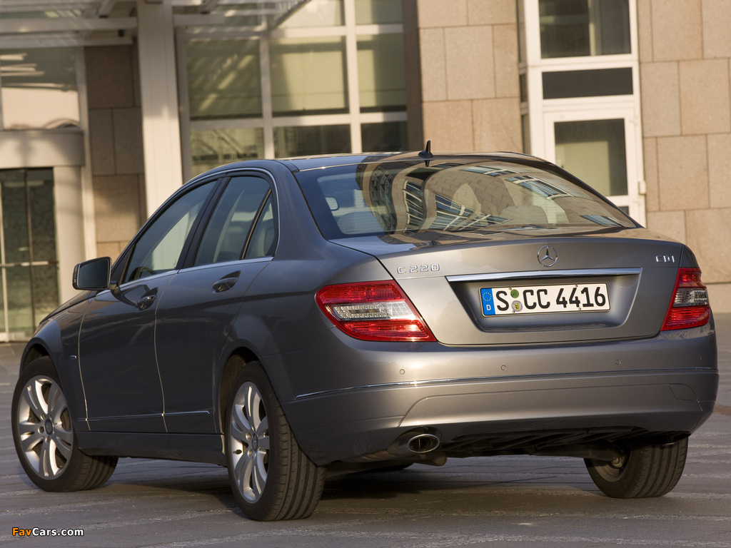 Images of Mercedes-Benz C 220 CDI (W204) 2010–11 (1024 x 768)