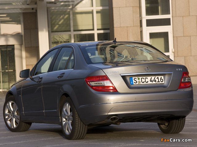 Images of Mercedes-Benz C 220 CDI (W204) 2010–11 (640 x 480)