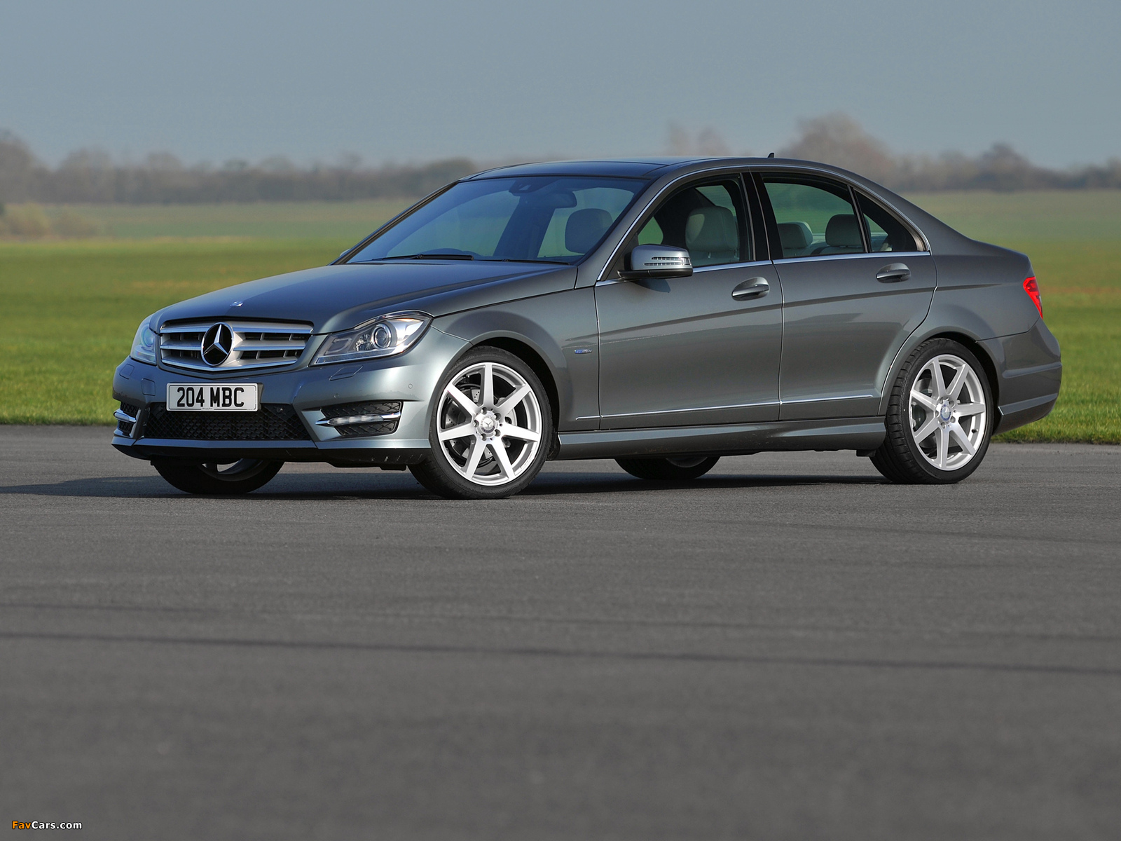 Images of Mercedes-Benz C 220 CDI AMG Sports Package UK-spec (W204) 2011 (1600 x 1200)