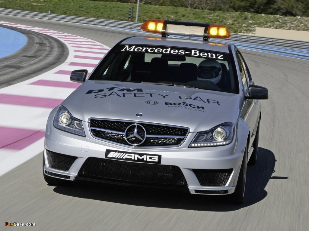 Images of Mercedes-Benz C 63 AMG DTM Safety Car (W204) 2011 (1024 x 768)