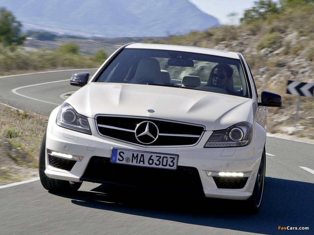Images of Mercedes-Benz C 63 AMG (W204) 2011 (1024 x 768)