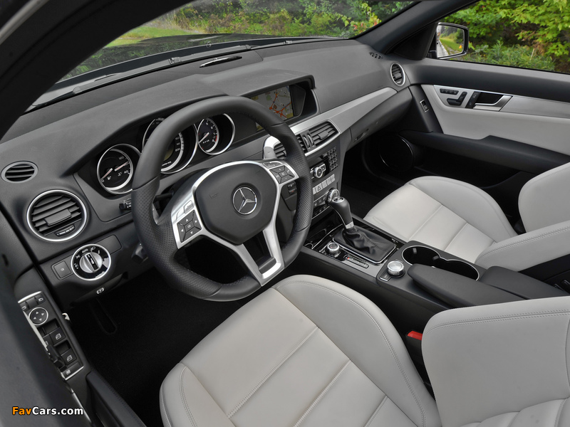Images of Mercedes-Benz C 63 AMG US-spec (W204) 2011 (800 x 600)