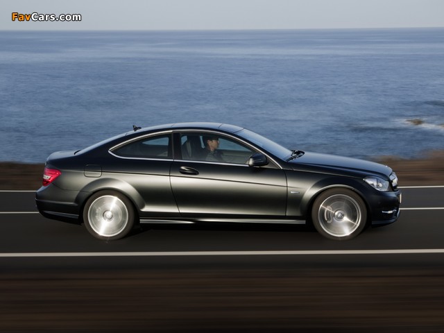 Images of Mercedes-Benz C 250 CDI Coupe (C204) 2011 (640 x 480)