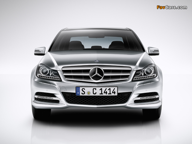 Images of Mercedes-Benz C 350 BlueEfficiency (W204) 2011 (640 x 480)