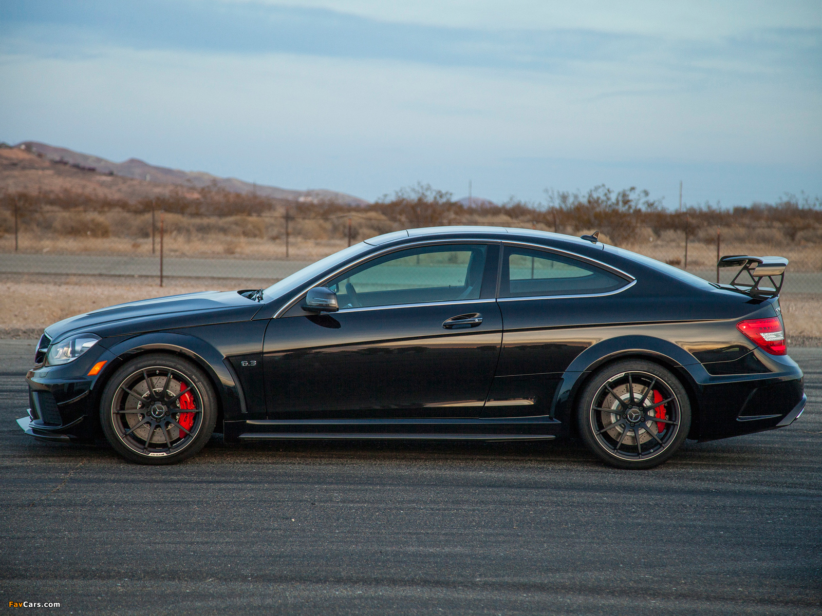 Images of Mercedes-Benz C 63 AMG Black Series Coupe US-spec (C204) 2012 (1600 x 1200)