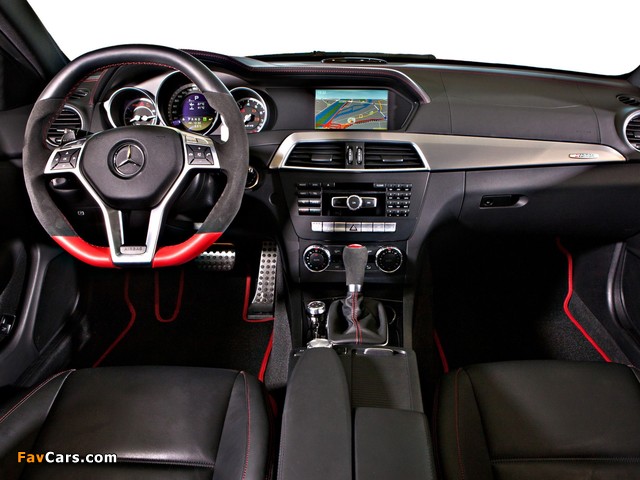 Images of Mercedes-Benz C 63 AMG Coupe Austria Edition (C204) 2012 (640 x 480)