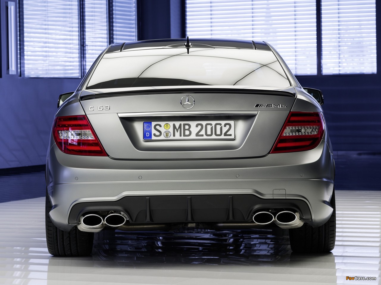 Images of Mercedes-Benz C 63 AMG Coupe Edition 507 (C204) 2013 (1280 x 960)