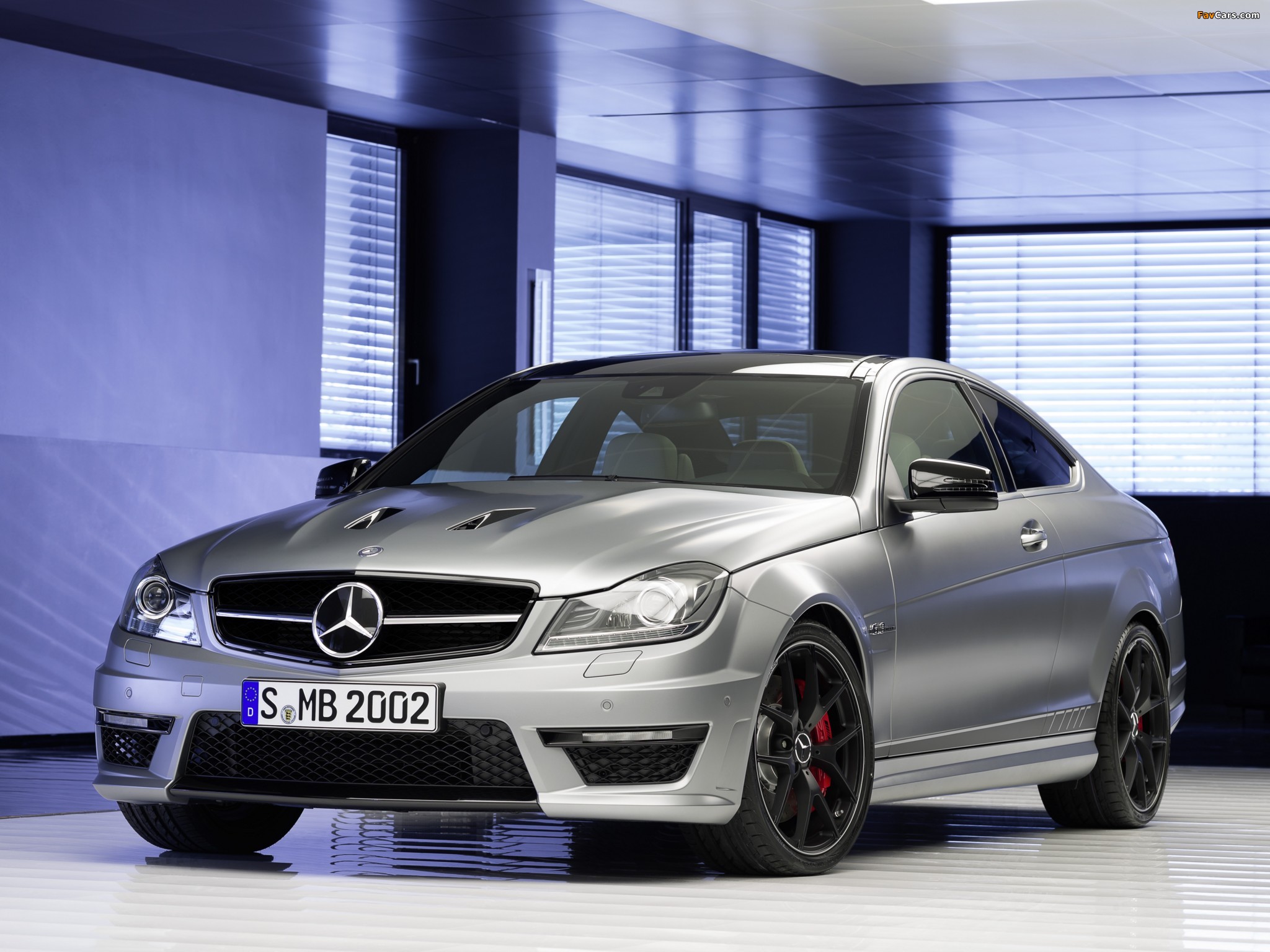 Images of Mercedes-Benz C 63 AMG Coupe Edition 507 (C204) 2013 (2048 x 1536)