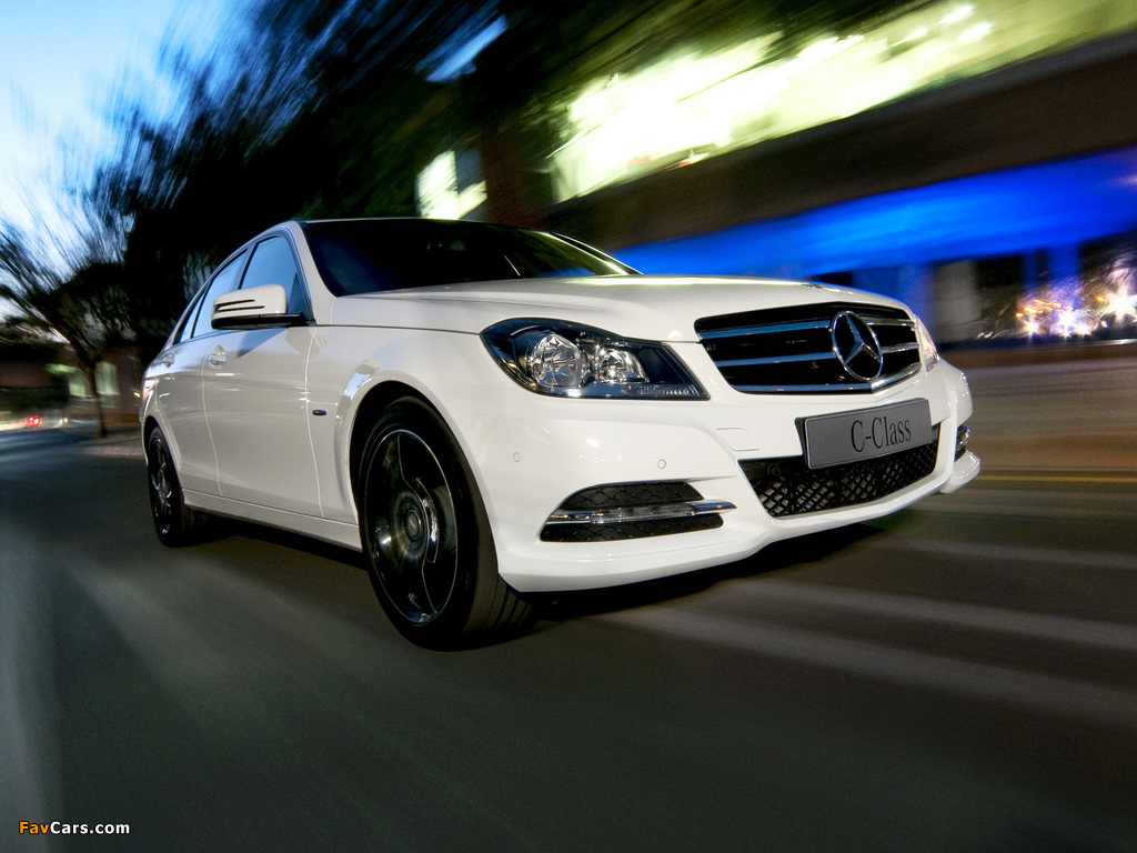 Images of Mercedes-Benz C 300 Edition C (W204) 2013 (1024 x 768)