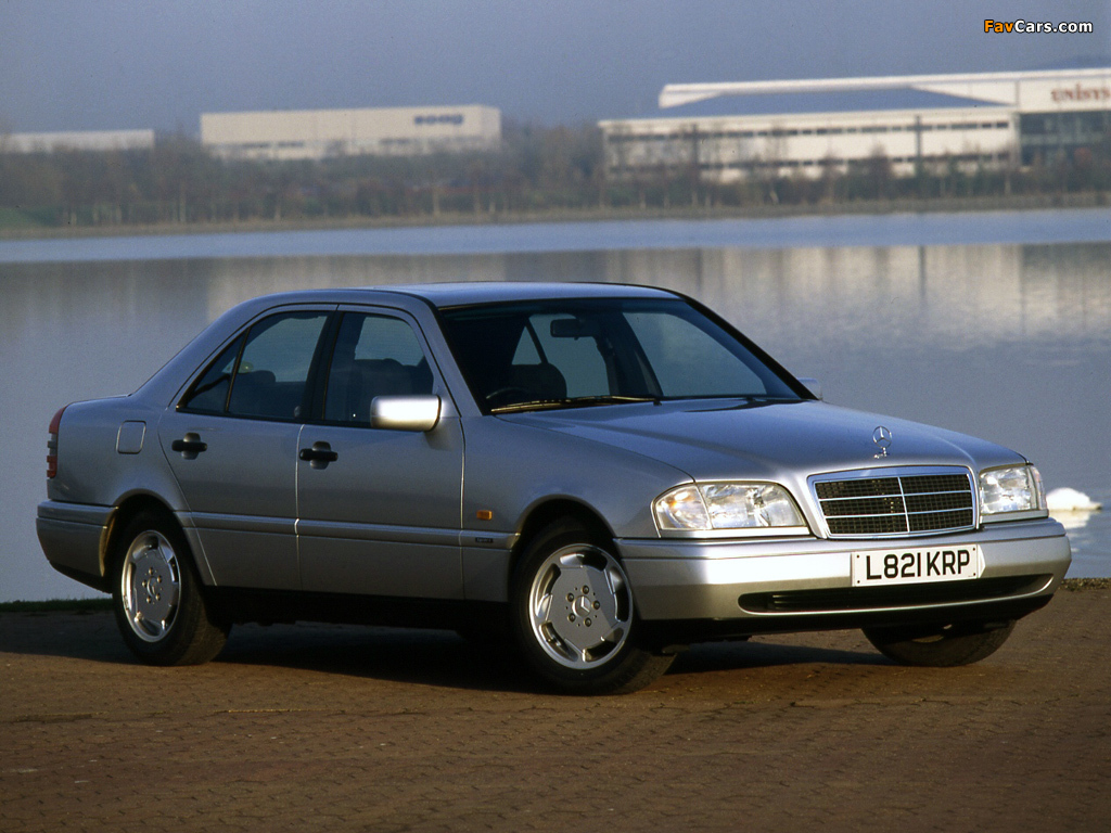 Mercedes-Benz C-Klasse UK-spec (W202) 1993–2000 photos (1024 x 768)