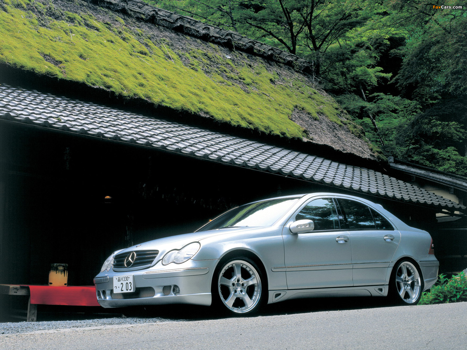 Lorinser Mercedes-Benz C-Klasse (W203) 2000–07 photos (1600 x 1200)