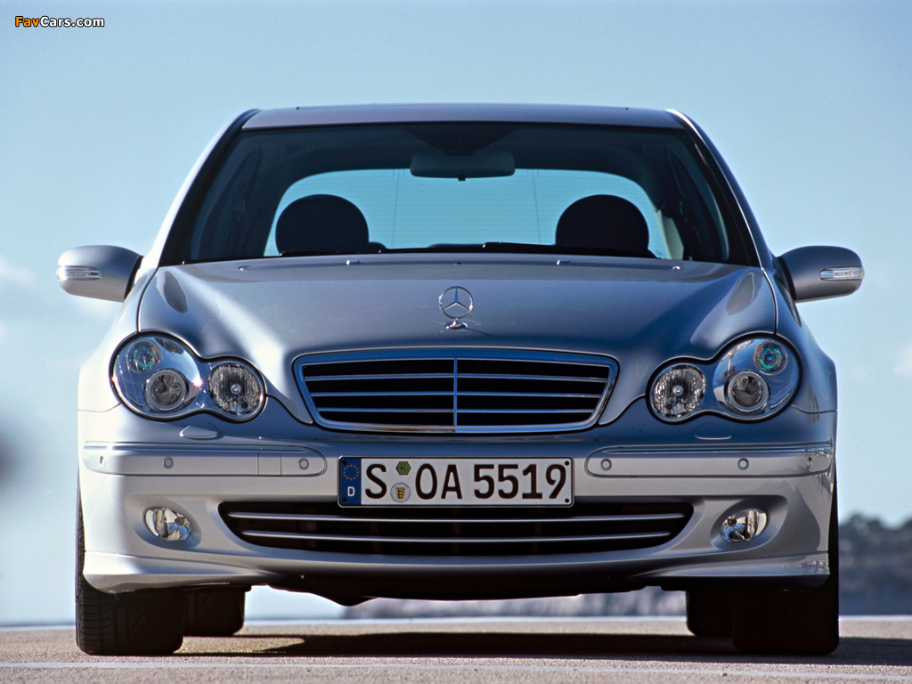 Mercedes-Benz C 220 CDI (W203) 2000–07 photos (1024 x 768)