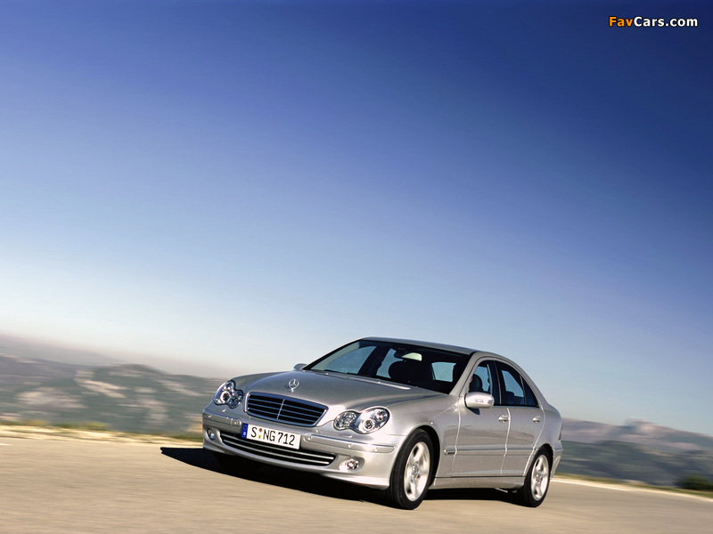 Mercedes-Benz C 220 CDI (W203) 2000–07 wallpapers (800 x 600)