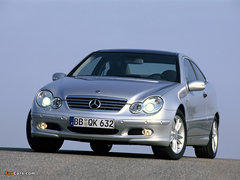 Mercedes-Benz C-Klasse Sportcoupe (C203) 2001–07 photos (800 x 600)