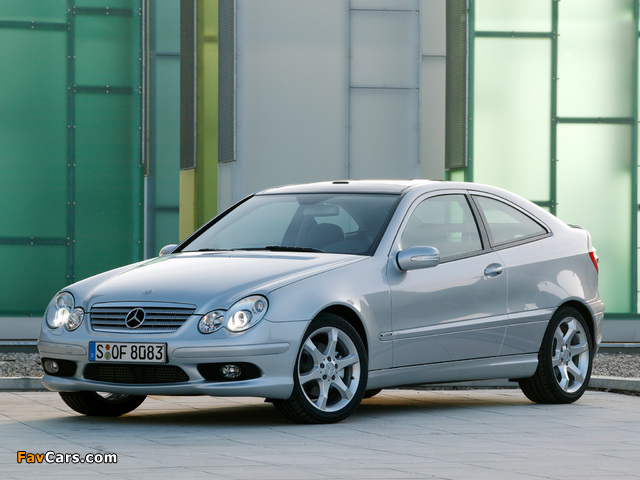 Mercedes-Benz C 350 Sportcoupe (C203) 2005–07 pictures (640 x 480)