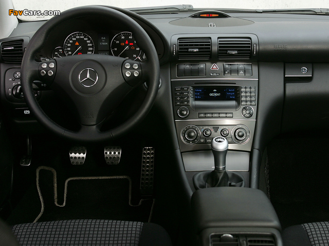 Mercedes-Benz C 180 Kompressor Sportcoupe (C203) 2005–07 wallpapers (640 x 480)