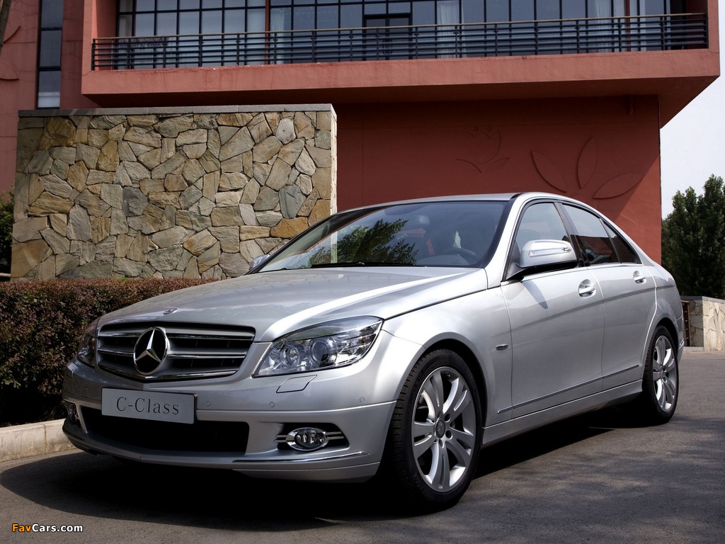 Mercedes-Benz C-Klasse (W204) 2007–11 images (1024 x 768)