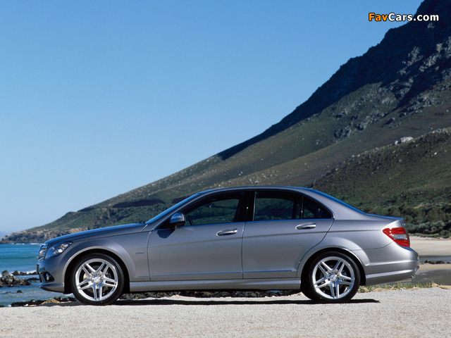 Mercedes-Benz C 320 CDI Sport (W204) 2007–11 pictures (640 x 480)