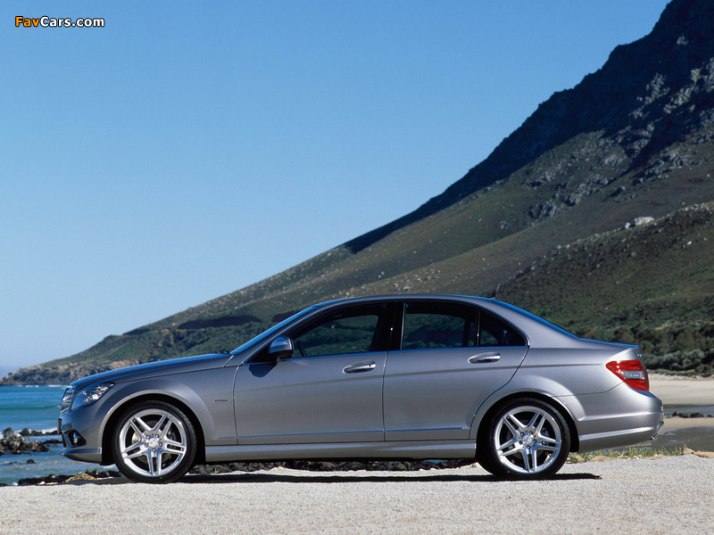 Mercedes-Benz C 320 CDI Sport (W204) 2007–11 pictures (800 x 600)