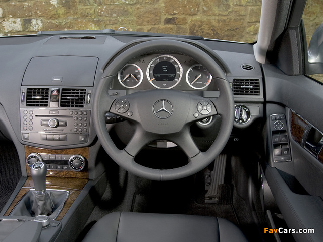 Mercedes-Benz C 220 CDI Estate UK-spec (S204) 2008–11 photos (640 x 480)