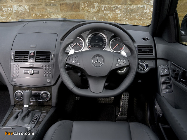Mercedes-Benz C 63 AMG Estate UK-spec (S204) 2008–11 wallpapers (640 x 480)