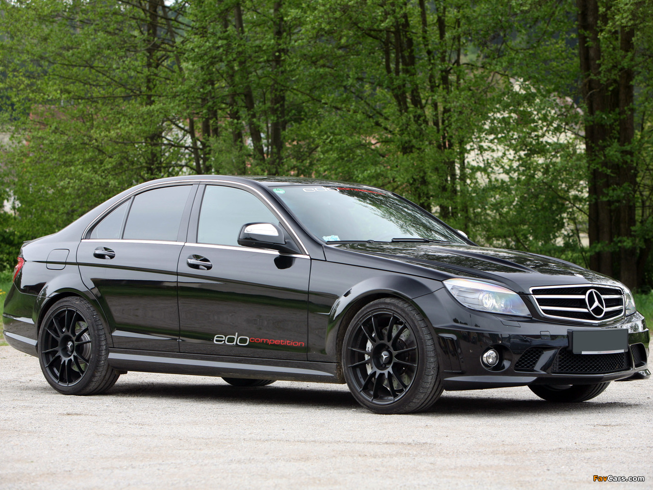 Edo Competition Mercedes-Benz C 63 AMG (W204) 2009–11 images (1280 x 960)