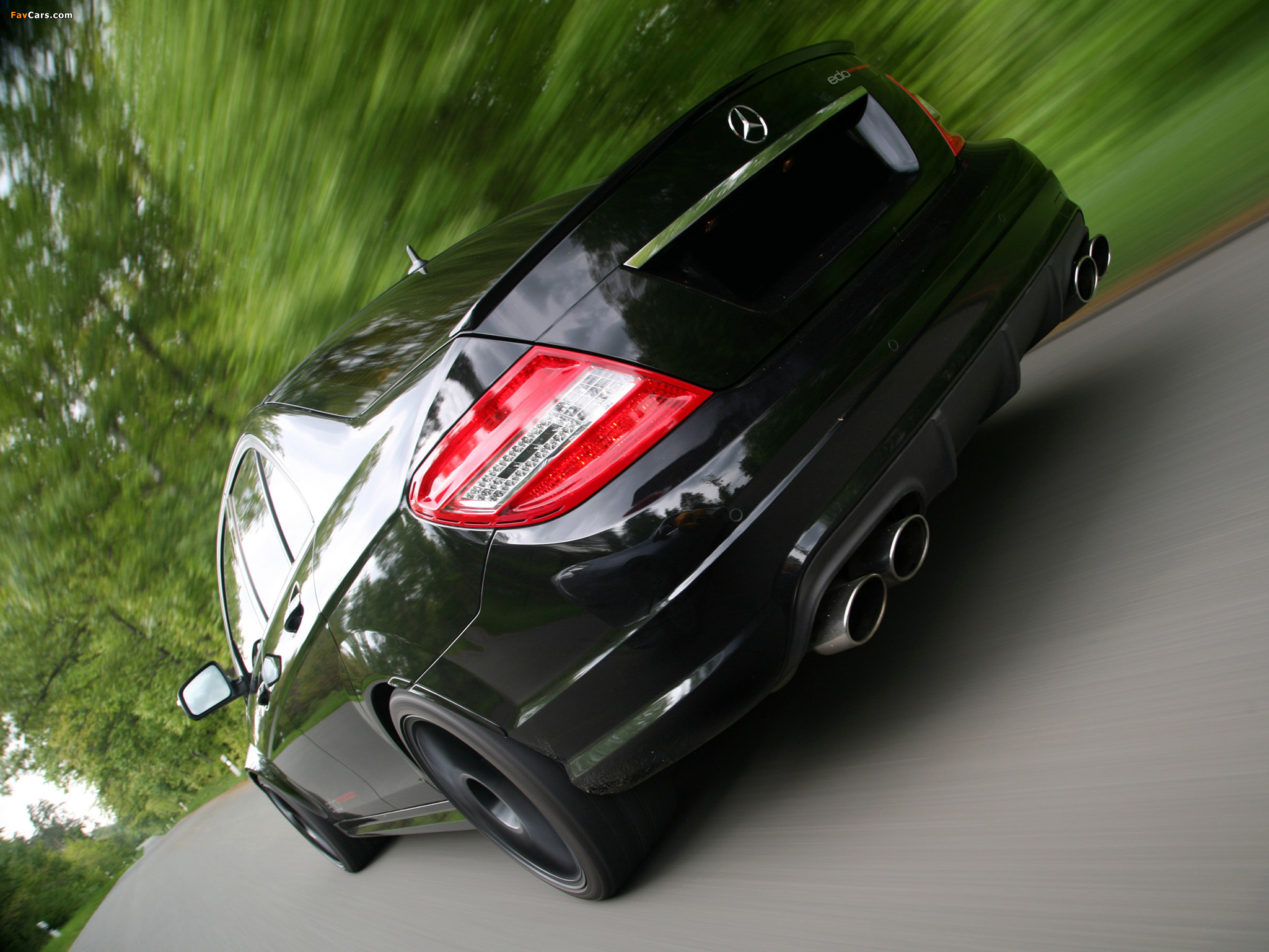 Edo Competition Mercedes-Benz C 63 AMG (W204) 2009–11 pictures (2048 x 1536)