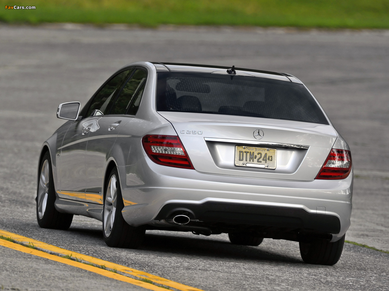 Mercedes-Benz C 250 AMG Sports Package US-spec (W204) 2011 images (1280 x 960)