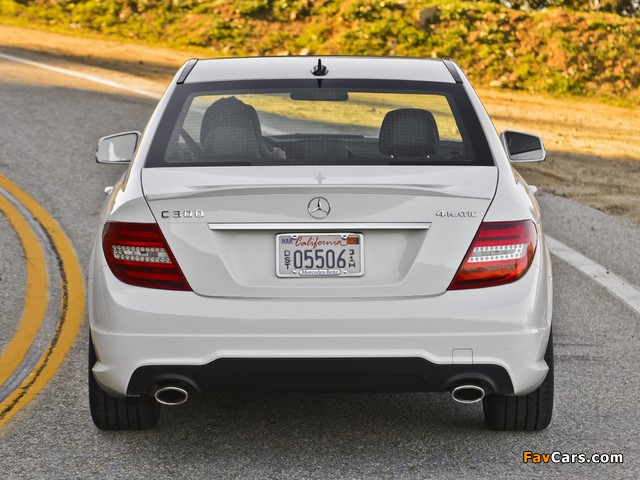 Mercedes-Benz C 300 4MATIC AMG Sports Package US-spec (W204) 2011 images (640 x 480)