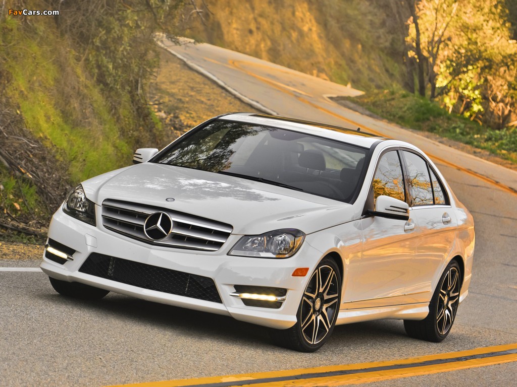 Mercedes-Benz C 300 4MATIC AMG Sports Package US-spec (W204) 2011 images (1024 x 768)