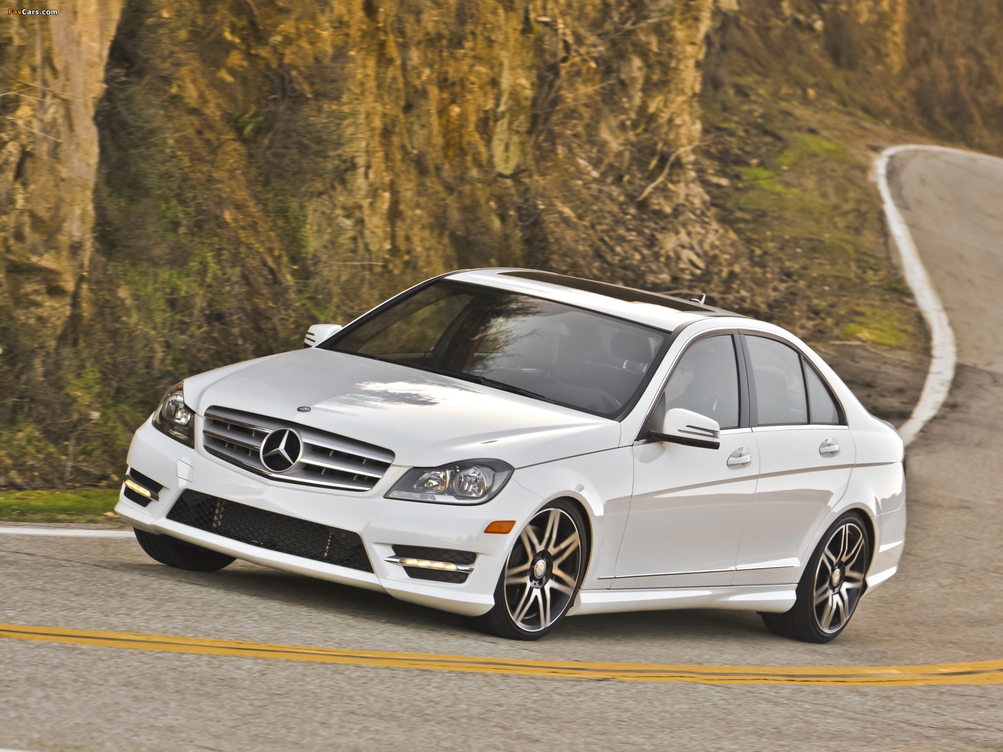Mercedes-Benz C 300 4MATIC AMG Sports Package US-spec (W204) 2011 images (2048 x 1536)