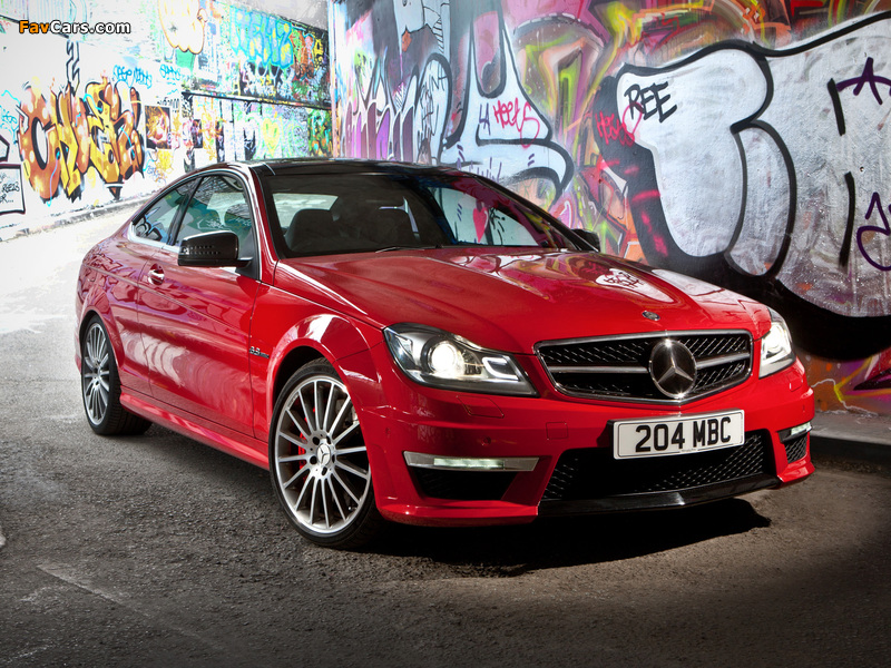 Mercedes-Benz C 63 AMG Coupe UK-spec (C204) 2011 images (800 x 600)