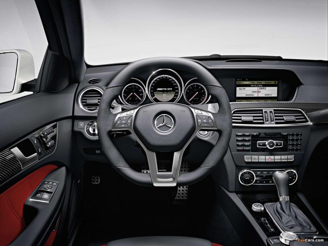 Mercedes-Benz C 63 AMG Coupe (C204) 2011 photos (1280 x 960)