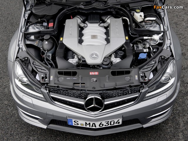 Mercedes-Benz C 63 AMG Estate (S204) 2011 photos (640 x 480)