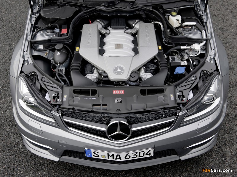 Mercedes-Benz C 63 AMG Estate (S204) 2011 photos (800 x 600)
