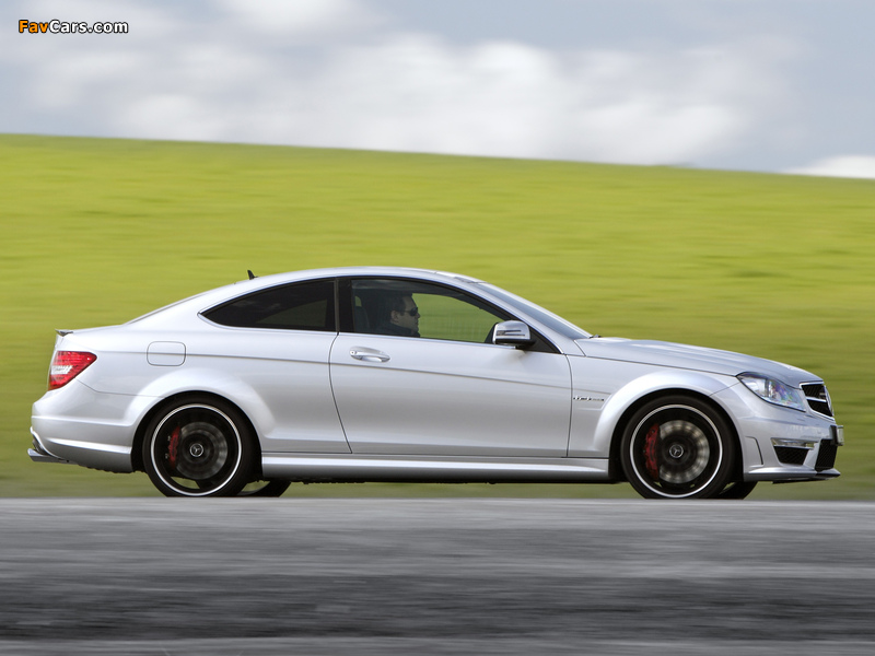 Mercedes-Benz C 63 AMG Coupe AU-spec (C204) 2011 photos (800 x 600)