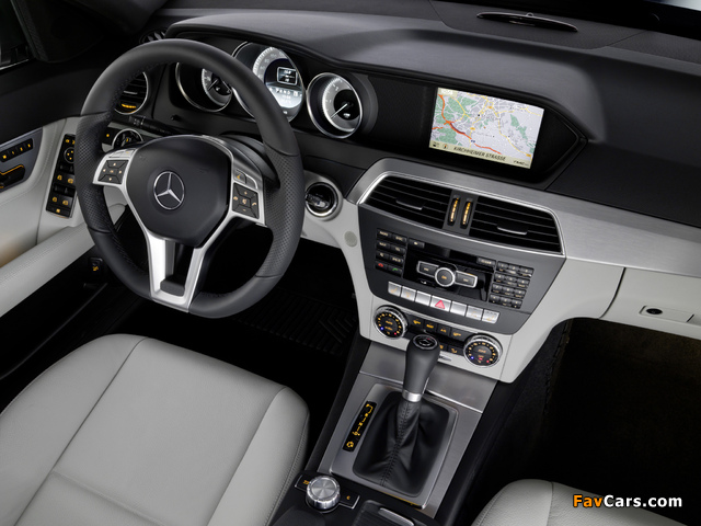 Mercedes-Benz C 350 CDI 4MATIC AMG Sports Package Estate (S204) 2011 pictures (640 x 480)