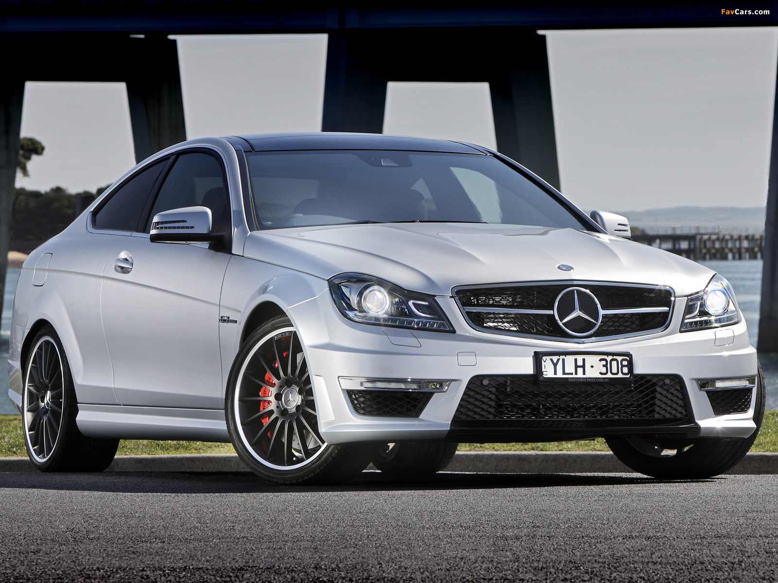 Mercedes-Benz C 63 AMG Coupe AU-spec (C204) 2011 pictures (1600 x 1200)