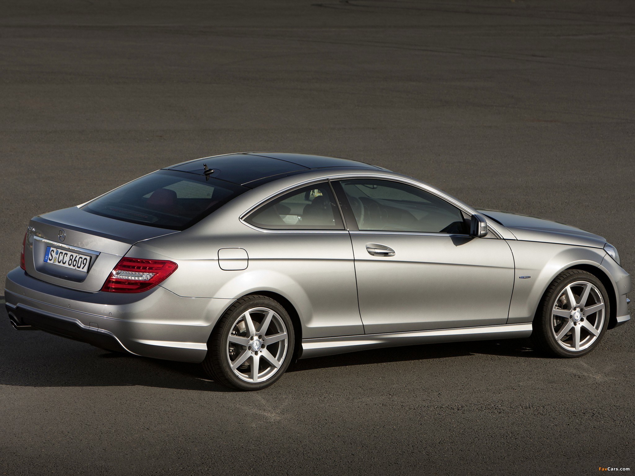 Mercedes-Benz C 250 Coupe (C204) 2011 pictures (2048 x 1536)