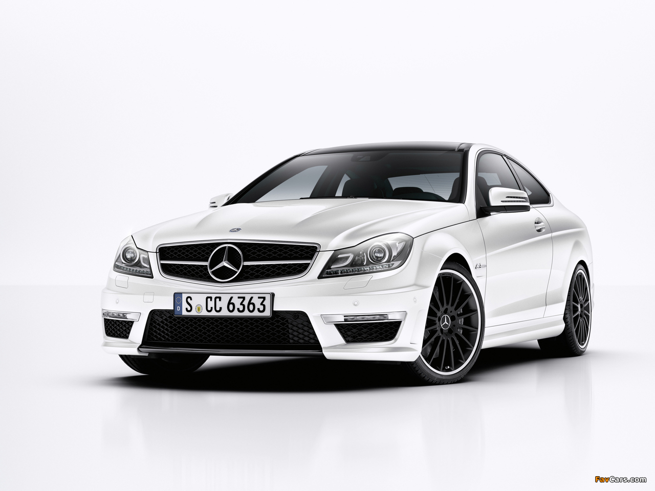 Mercedes-Benz C 63 AMG Coupe (C204) 2011 pictures (1280 x 960)