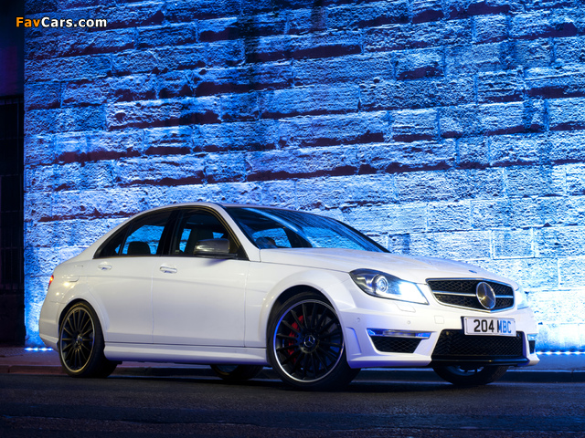 Mercedes-Benz C 63 AMG UK-spec (W204) 2011 wallpapers (640 x 480)