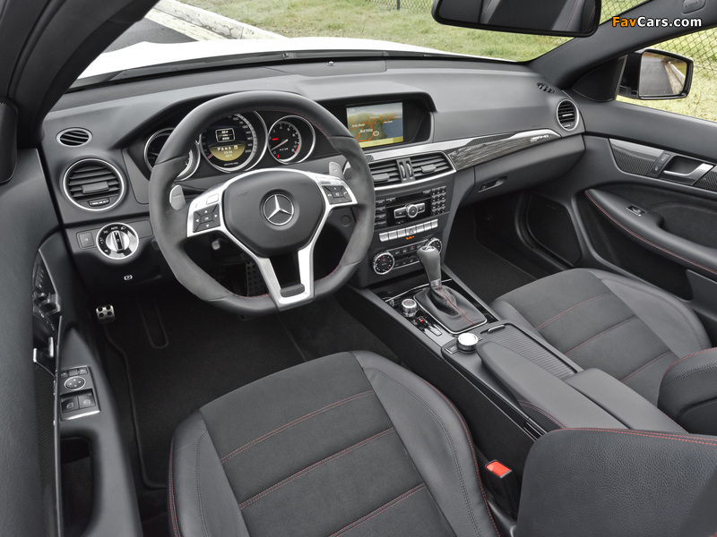 Mercedes-Benz C 63 AMG Black Series Coupe US-spec (C204) 2012 photos (800 x 600)