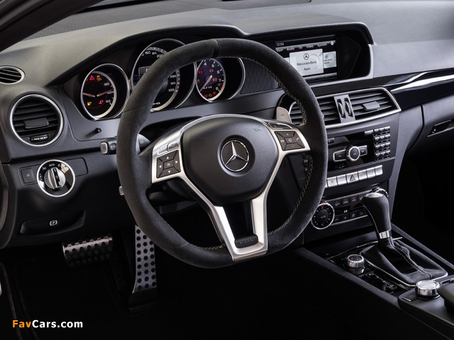 Mercedes-Benz C 63 AMG Coupe Edition 507 (C204) 2013 photos (640 x 480)