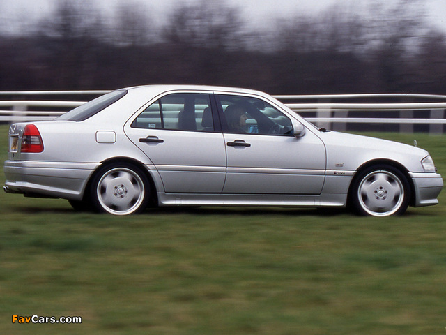 Photos of Mercedes-Benz C 36 AMG UK-spec (W202) 1993–97 (640 x 480)