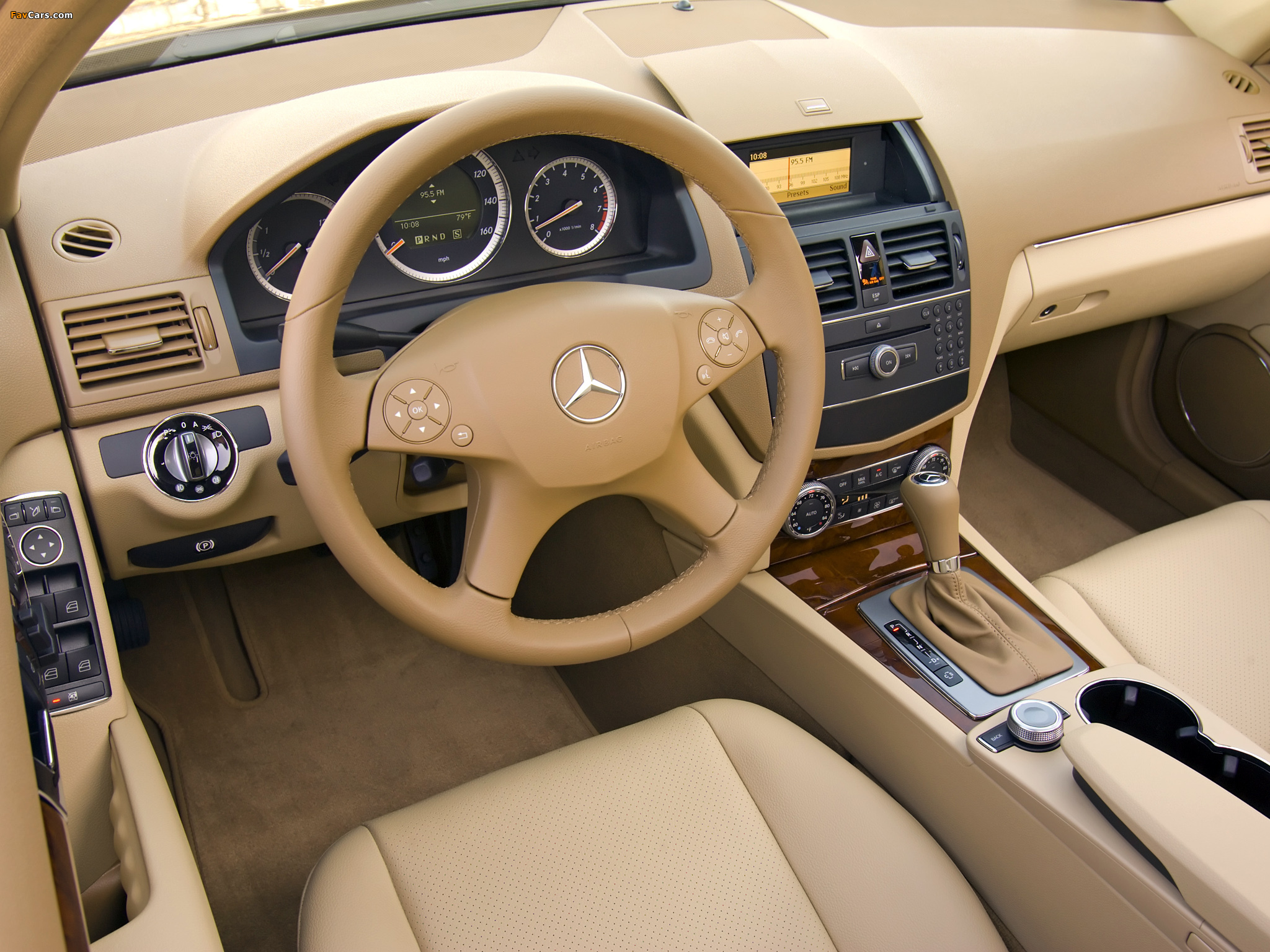 Photos of Mercedes-Benz C 300 US-spec (W204) 2007–11 (2048 x 1536)