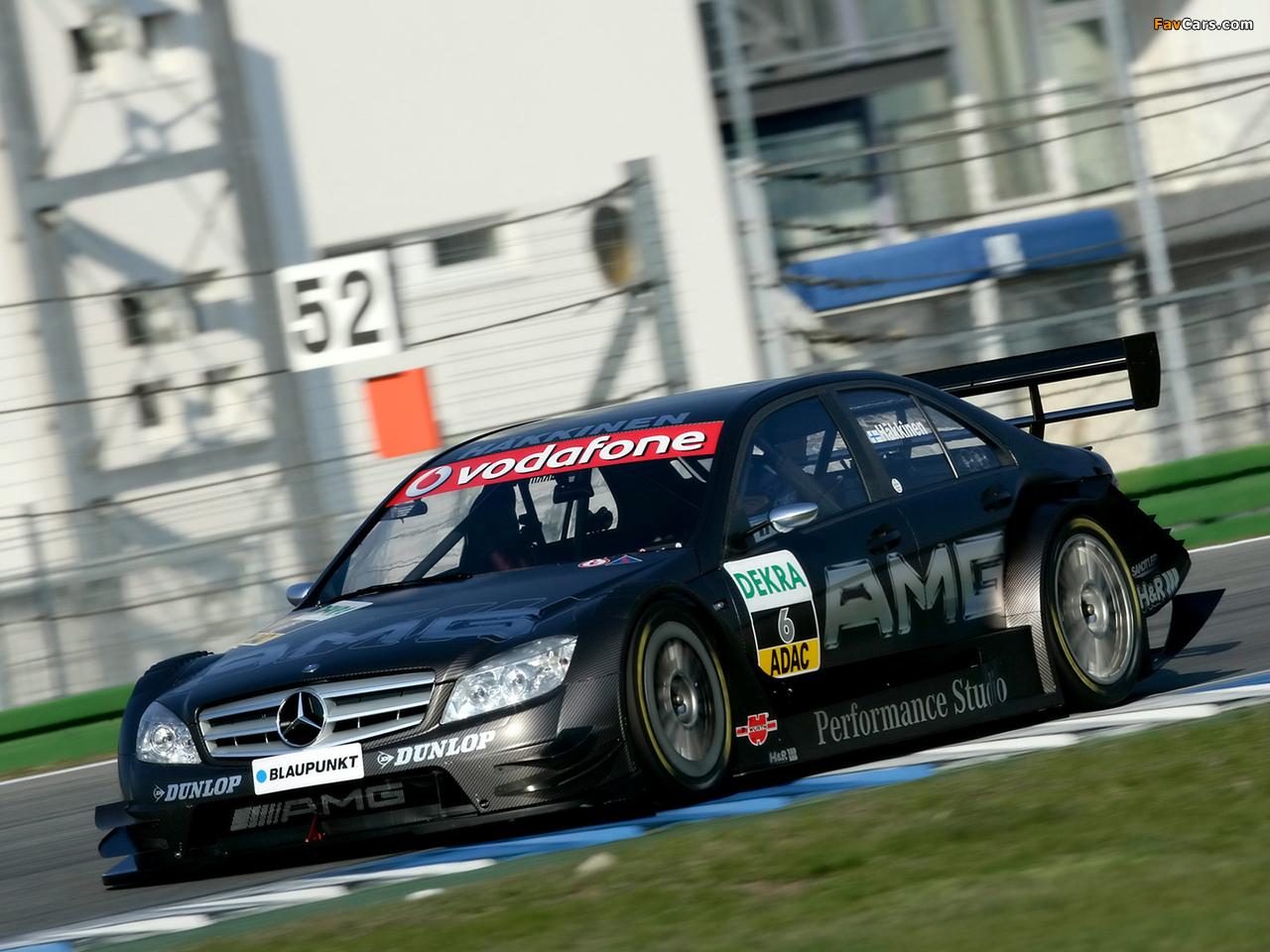 Photos of Mercedes-Benz C AMG DTM (W204) 2007–10 (1280 x 960)