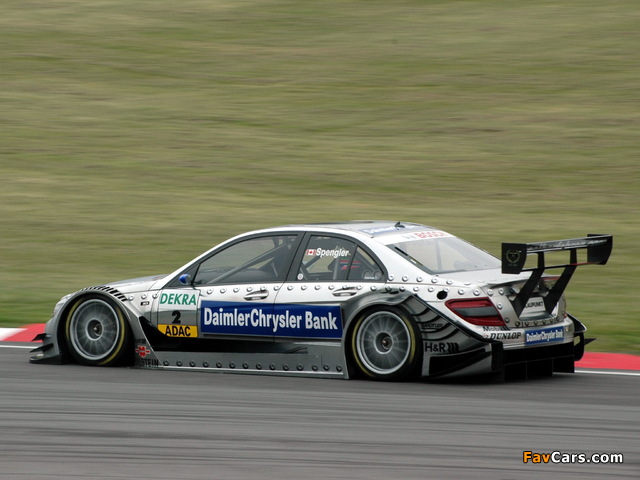 Photos of Mercedes-Benz C AMG DTM (W204) 2007–10 (640 x 480)