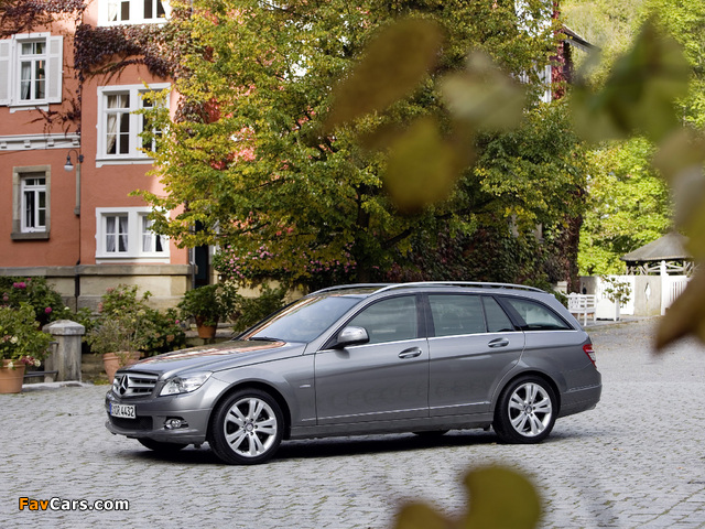 Photos of Mercedes-Benz C 320 CDI 4MATIC Estate (S204) 2008–11 (640 x 480)