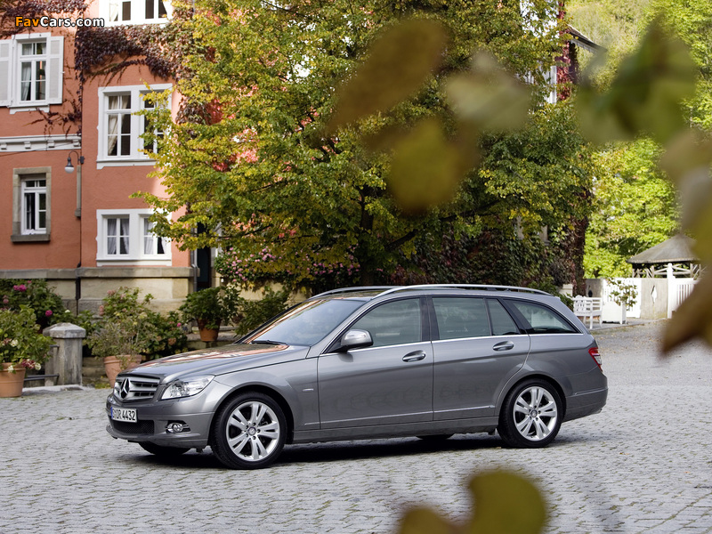 Photos of Mercedes-Benz C 320 CDI 4MATIC Estate (S204) 2008–11 (800 x 600)