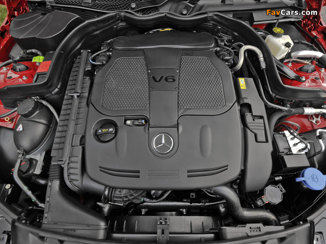 Photos of Mercedes-Benz C 350 AMG Sports Package US-spec (W204) 2011 (640 x 480)